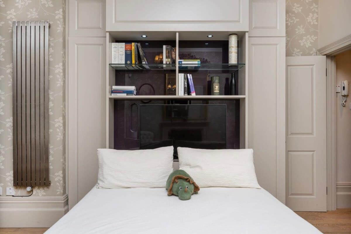 Charming Chelsea Studio Your Cozy Urban Retreat London Exterior photo
